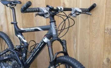 Proč si zabalit aku kompresor na dovolenou